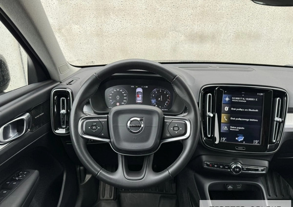 Volvo XC 40 cena 133300 przebieg: 58015, rok produkcji 2019 z Poznań małe 497